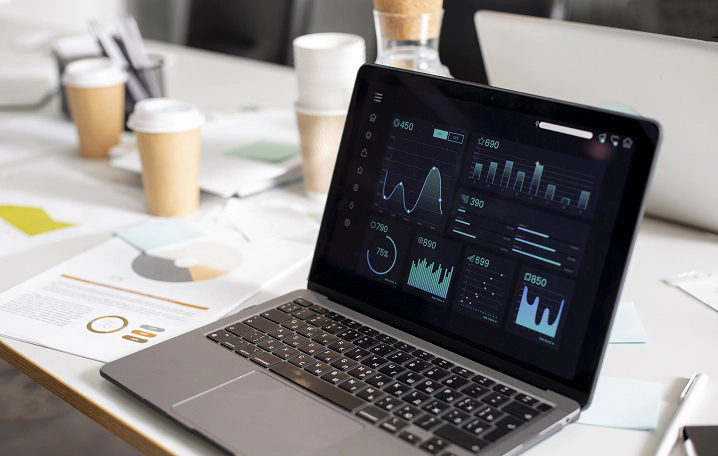 How does website personalization align with user privacy?